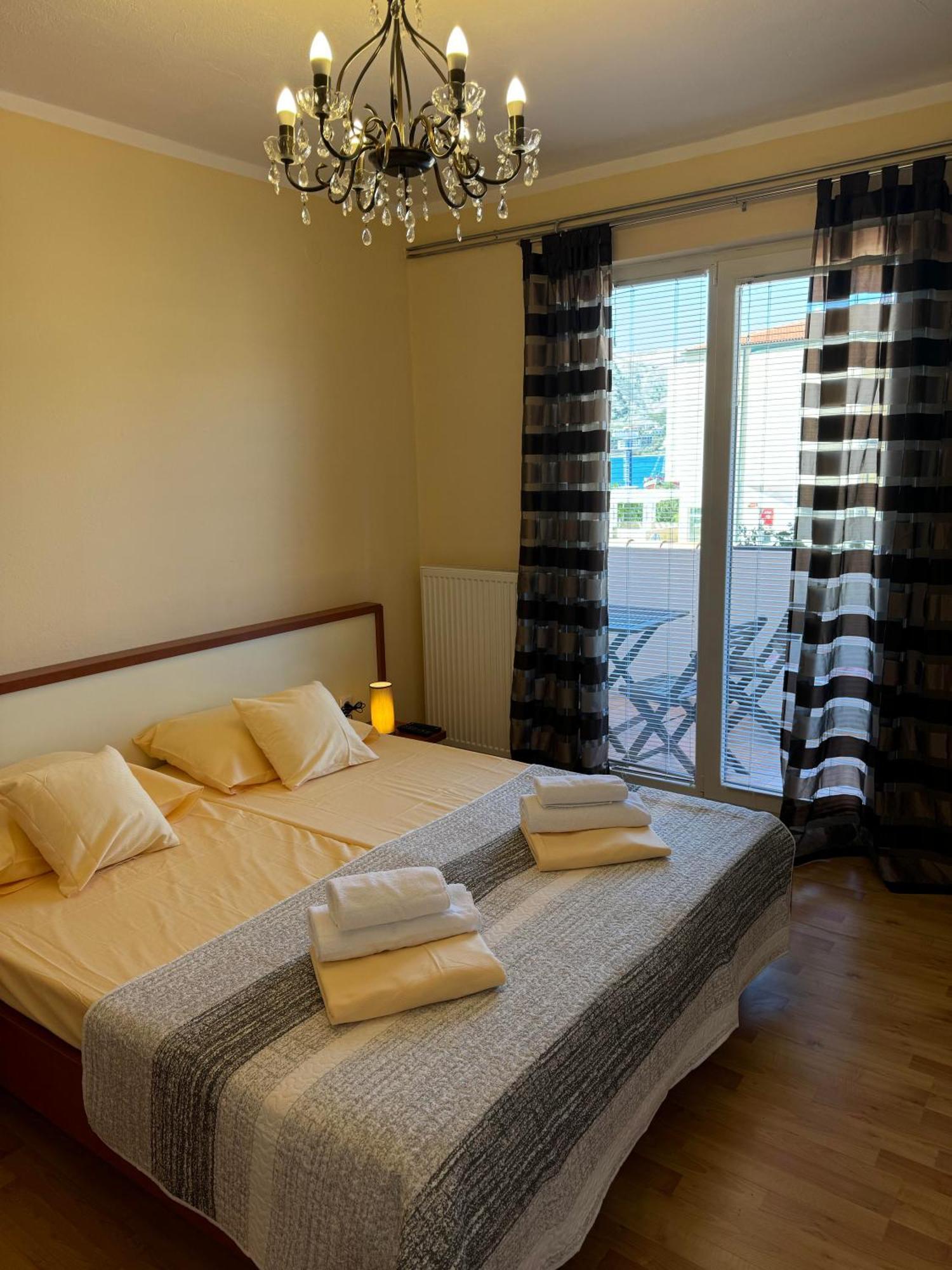 Pag Vero Apartments 파그 외부 사진